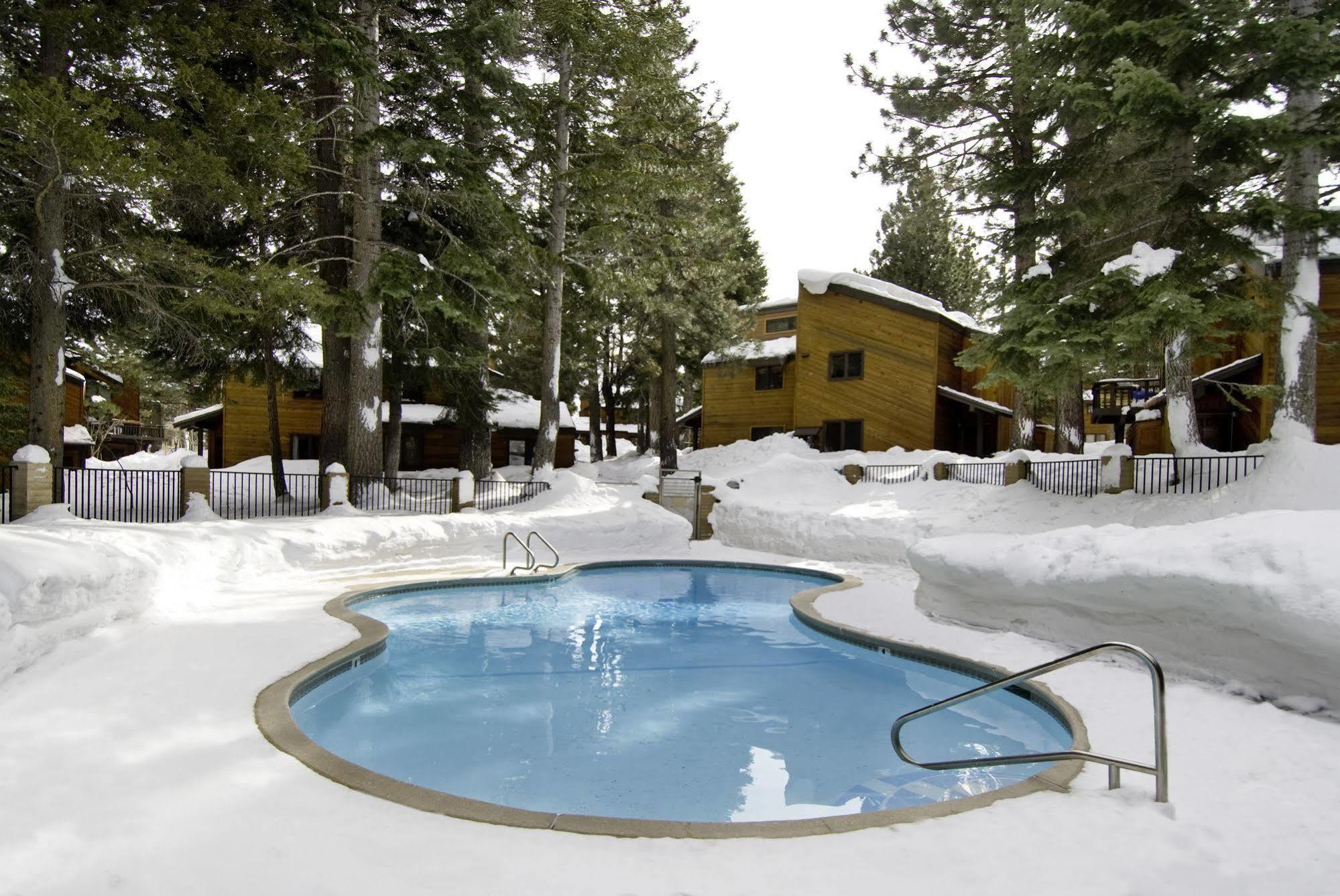 ماموث لاكيس Meadow Ridge Condos By Mammoth Slopes Lodging المظهر الخارجي الصورة
